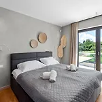 Lazy Olive Villa Vrsar